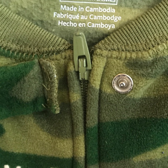 Carter’s Awesome Brother Camo Footie - Picture 6 of 6